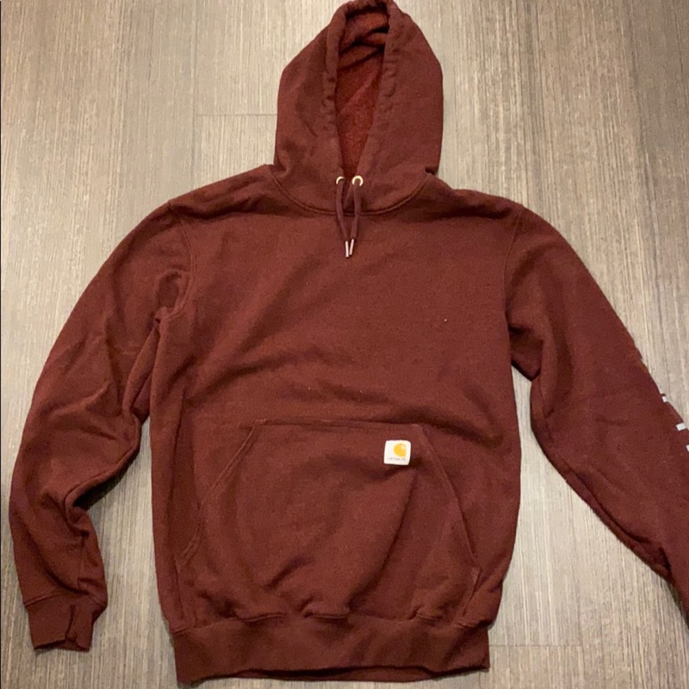 Carharrt hoodie with grey logo on left sleeve